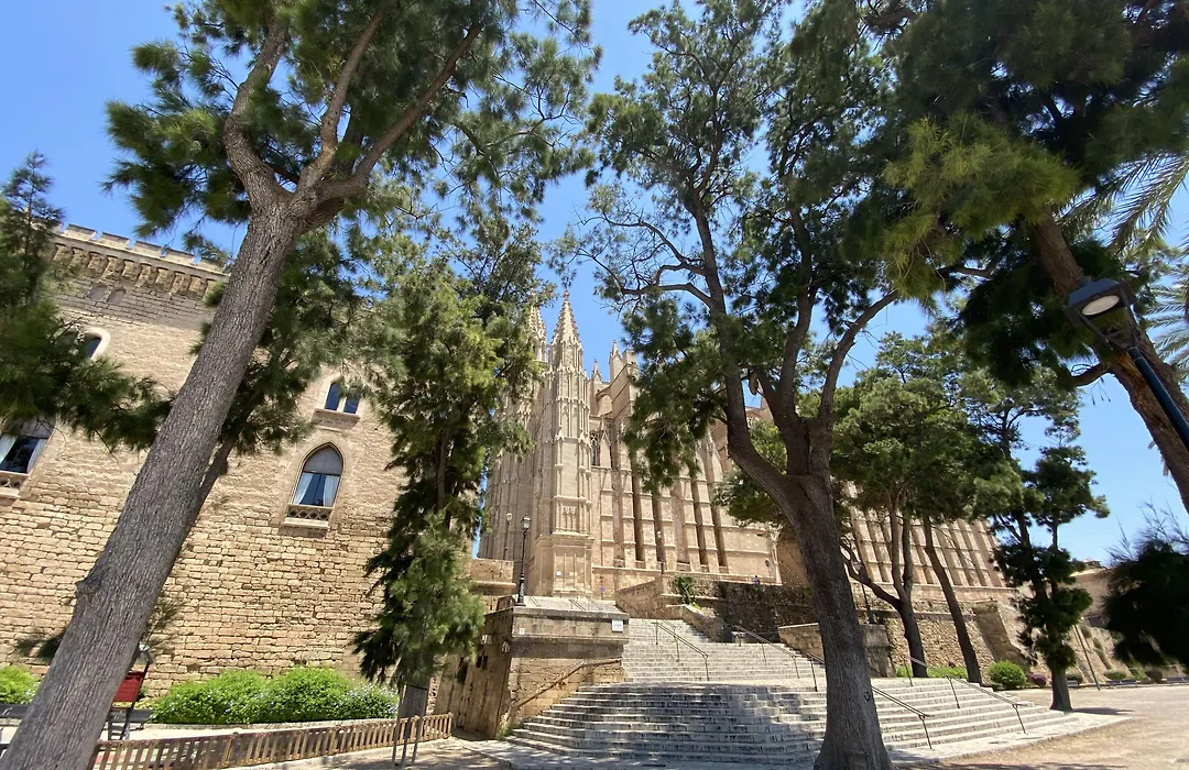 Vila Damunt-1